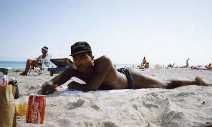 Joe broods on beach (USA 1989)